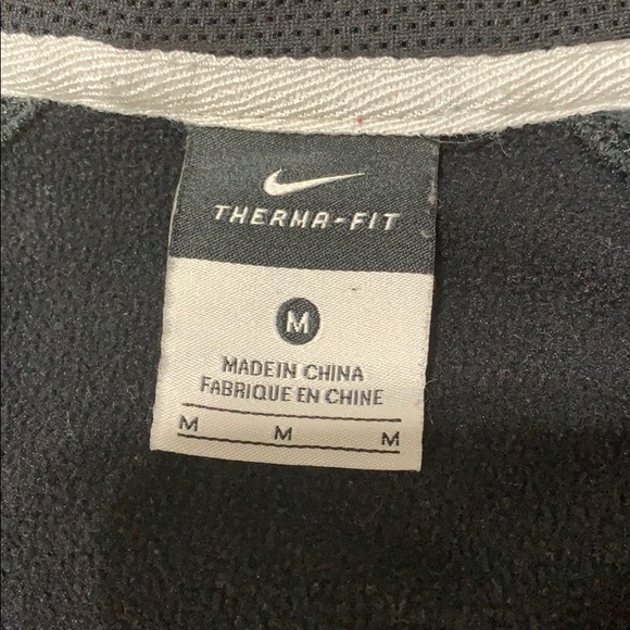 Nike Therma-Fit Hoodie EUC - Picture 6 of 8